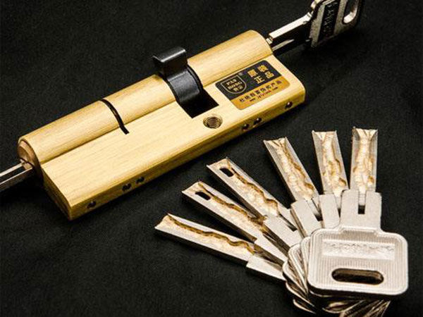 泰州24小时上门开锁公司